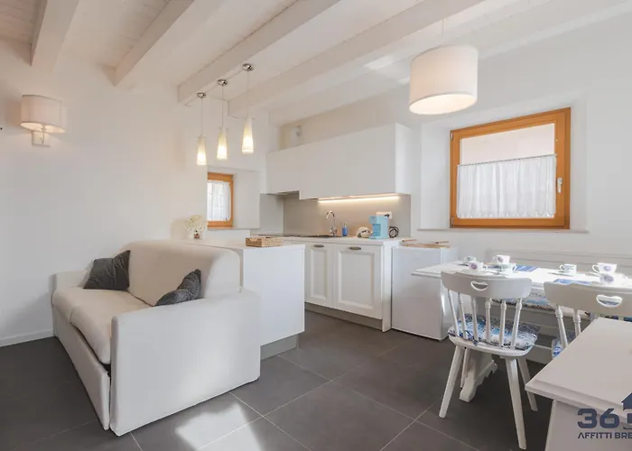 Βίλα 10min Dal Centro Privata Con Jacuzzi Τεργέστη